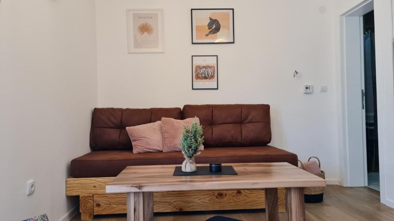 Wood Apartmani - Vila Zimska Idila Jahorina Exterior foto
